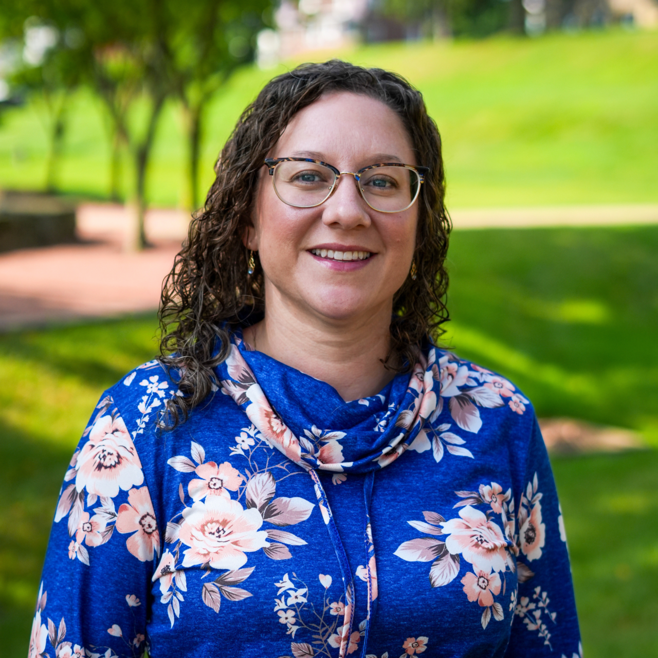 headshot of Loras College Financial Aid Staff