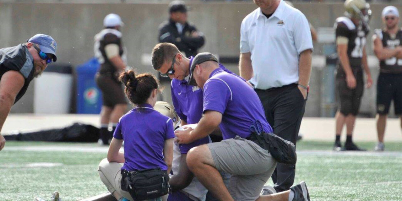 Grad Duo Wins Athletic Trainers National Writing Contest