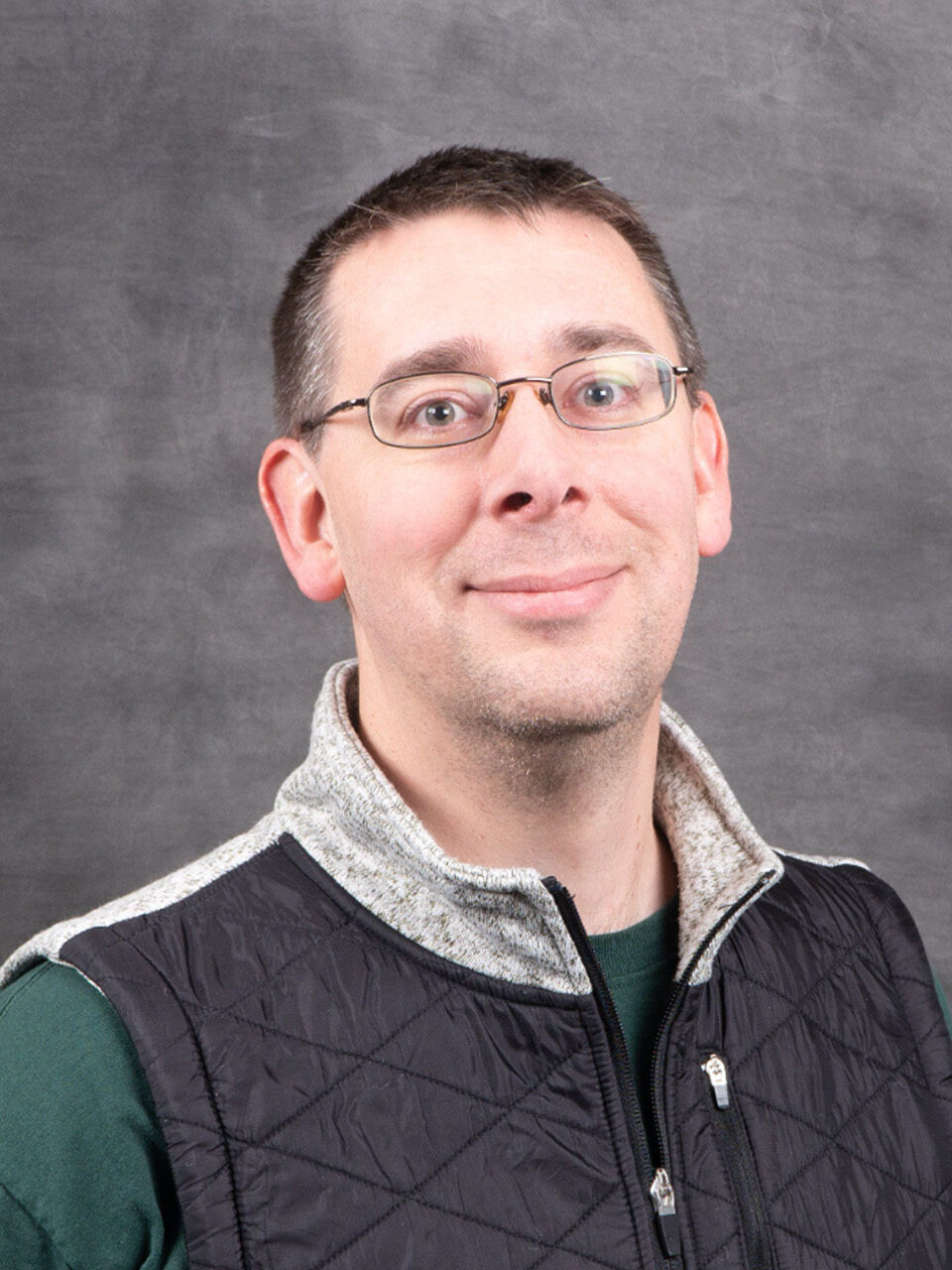 photo Adam Moser Loras professor